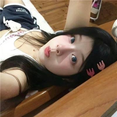 闯入者 封面